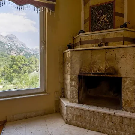 Willa Secluded Villa With On Mountainside In Antalya
